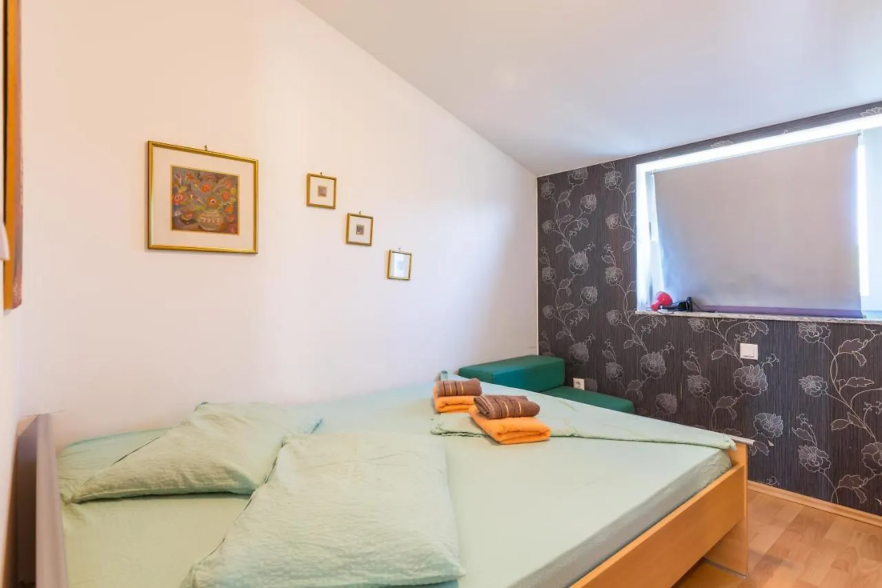 Veljko Apartment Medulin 0*,  Croatia